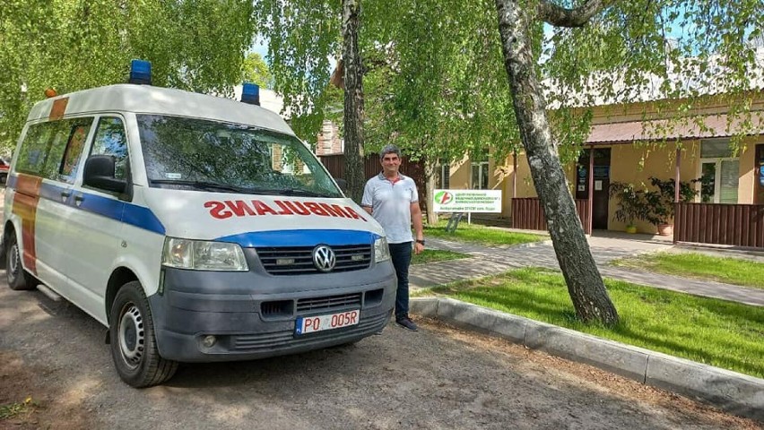 Karetka i wóz strażacki z gminy Rakoniewice zostały przekazane Ukrainie 