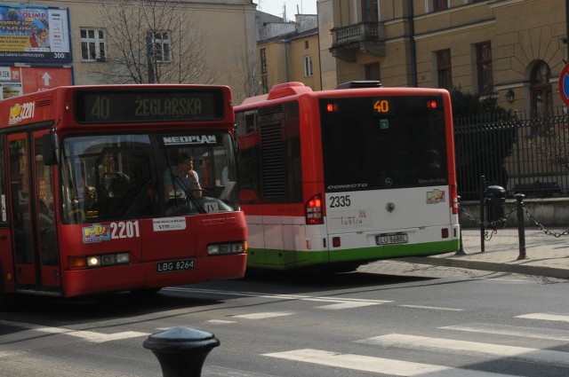 Nowe powiedzenie: być spóźnionym jak &#8222;czterdziestka&#8221;