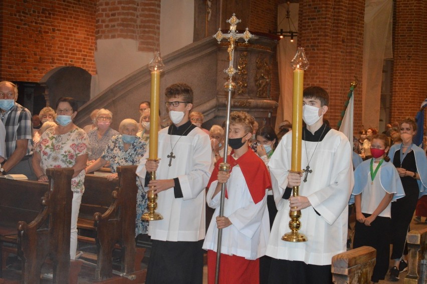 Odpust Podwyższenia Krzyża w Katedrze Opolskiej. Uroczystościom przewodniczył bp Andrzej Czaja