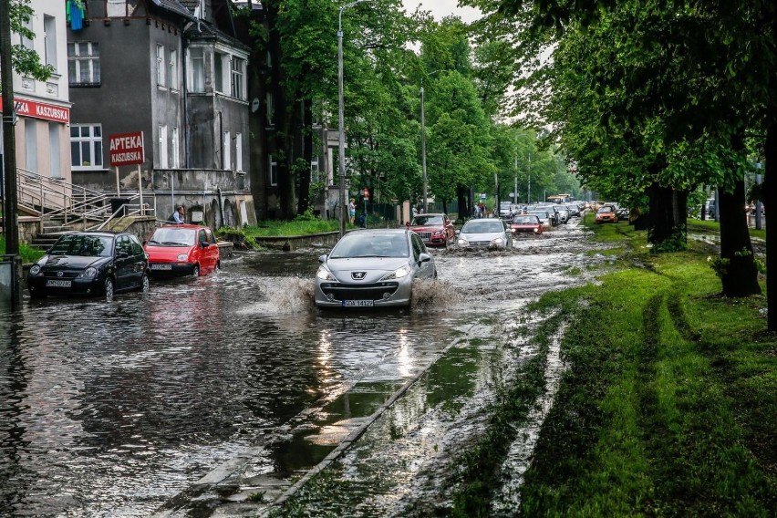 ALERT POGODOWY. Burze z gradem przejdą nad Wrocławiem i Dolnym Śląskiem 