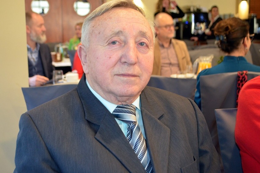 Wśród wyróżnionych był 79-letni Bronisław Bala, taksówkarz z...