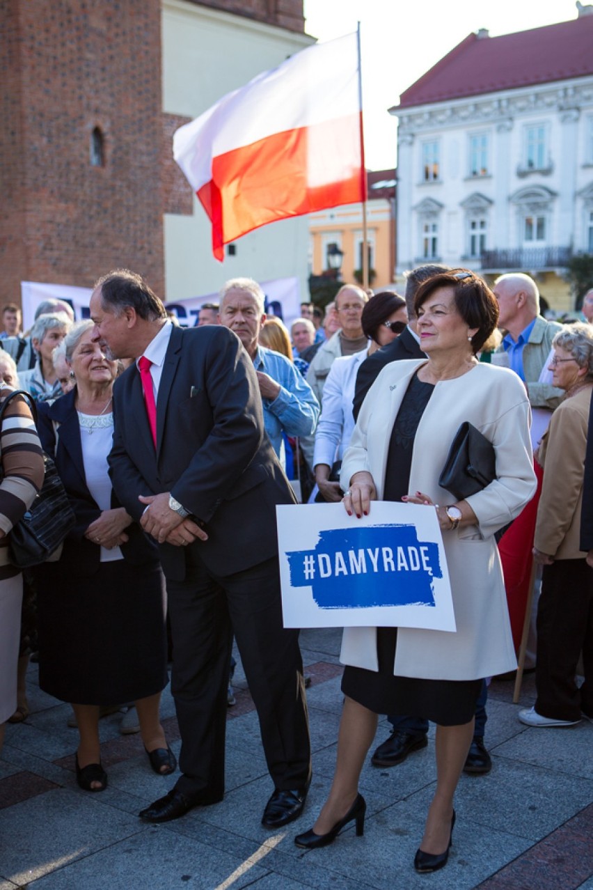 Wybory 2015. Beata Szydło w Tarnowie [ZDJĘCIA]