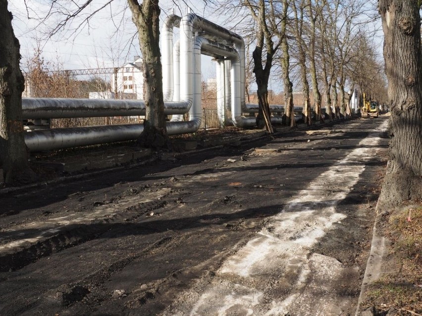 Przeciąga się remont ulicy Zdrojowej w Kołobrzegu. Będzie...