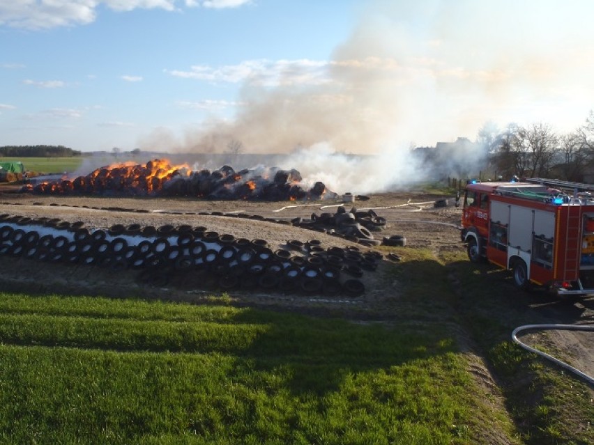 Pożar stogu słomy na terenie jednego z gospodarstw Klukowie 