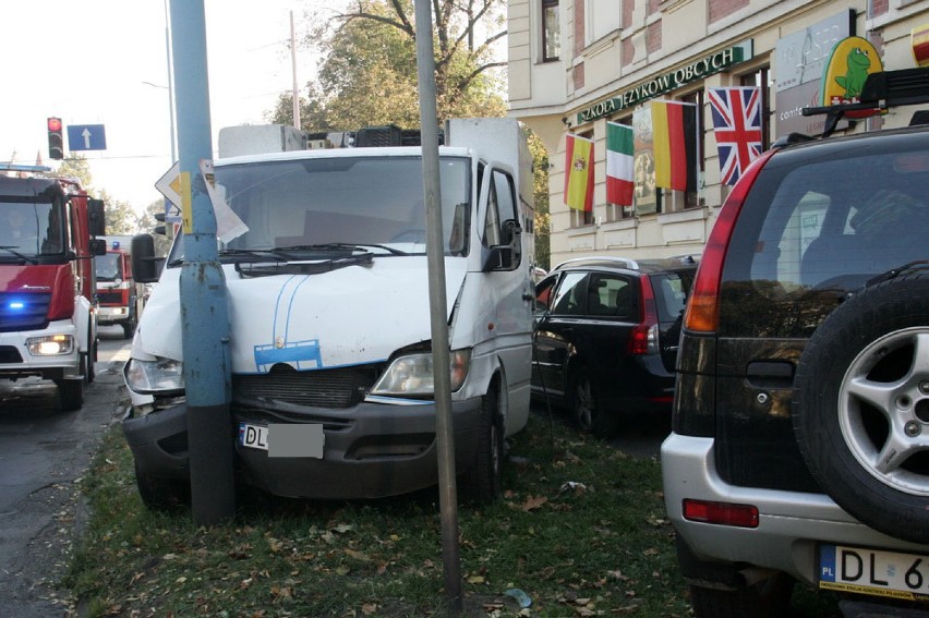 Wypadek na ulicy Piastowskiej w Legnicy