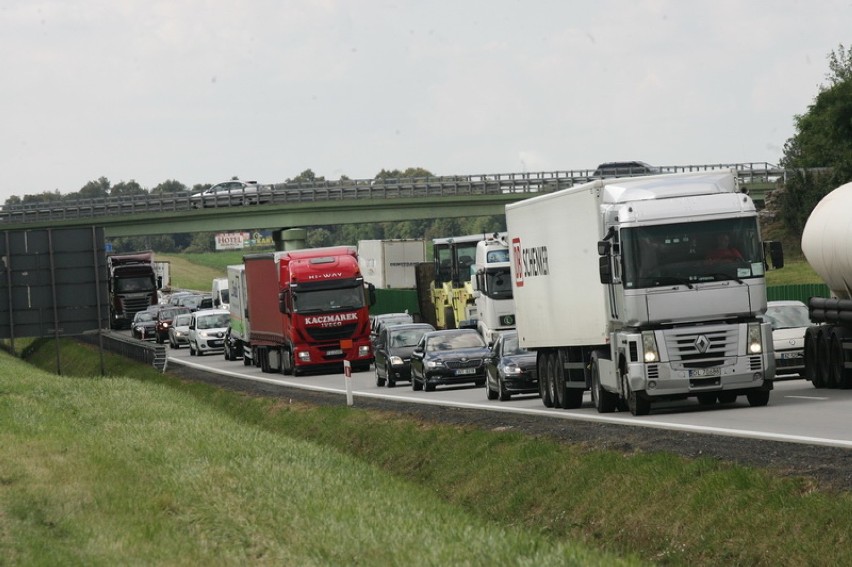 Wypadek na autostradzie A4 (ZDJĘCIA)