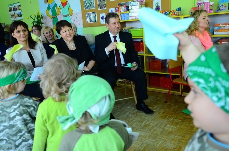 Poznań: Wiceminister edukacji spotkał się z dziećmi i ich rodzicami [ZDJĘCIA]