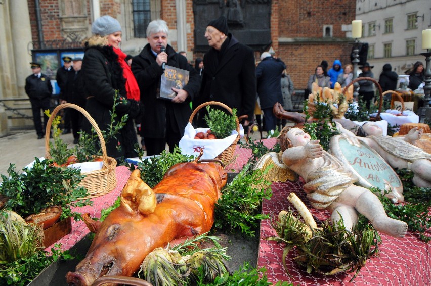 Kraków. Święcenie pokarmów na Rynku Głównym i Kleparzu