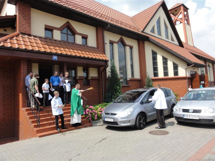 XV Tydzień św. Krzysztofa - święcenie pojazdów w parafii św. Wojciecha w Kartuzach