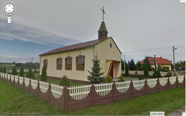 Kaplica na granicy dwóch miejscowości Gościnnej i Wilkoszewic