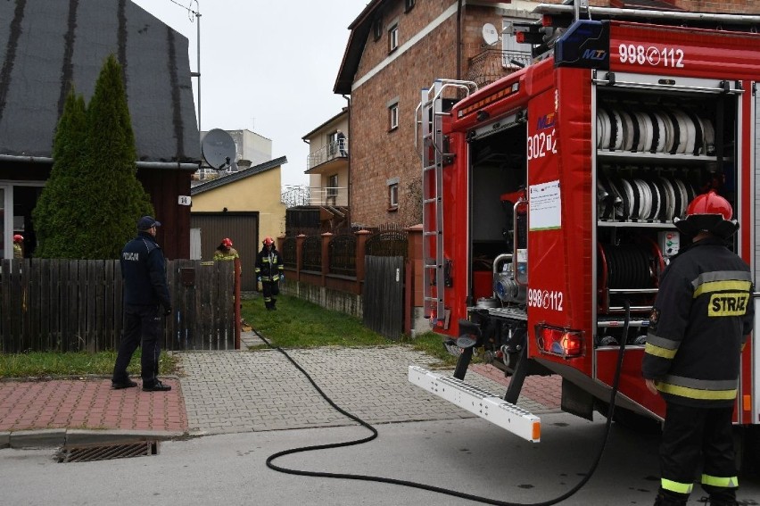 Wybuch gazu w domu w Kielcach. Dwie osoby ranne. Akcja trwa (WIDEO, ZDJĘCIA)