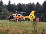 Start śmigłowca ratowniczego z wypadku w Kątach (FILM)