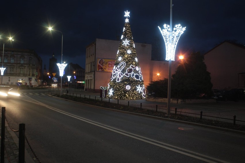 Tak wyglądają tegoroczne iluminacje świąteczne w Gubinie....