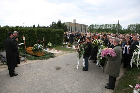 W pogrzebie redaktora Andrzeja Wrazidły wzięło udział bardzo wiele osób, dla których na zawsze pozostanie bliski.