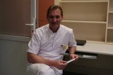 Szpital Wałbrzych: Doktor Paweł Pyka o tym, jak genetyka wspiera walkę z rakiem