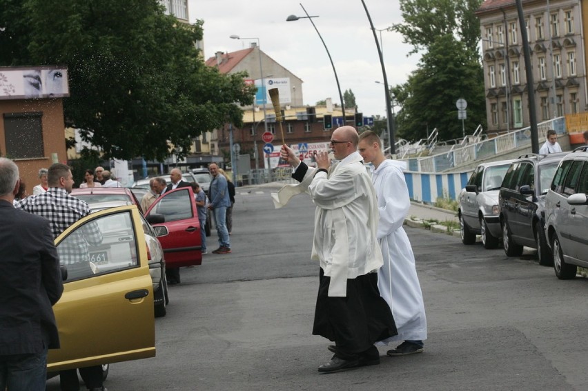 Święcenie samochodów w Legnicy (ZDJĘCIA)