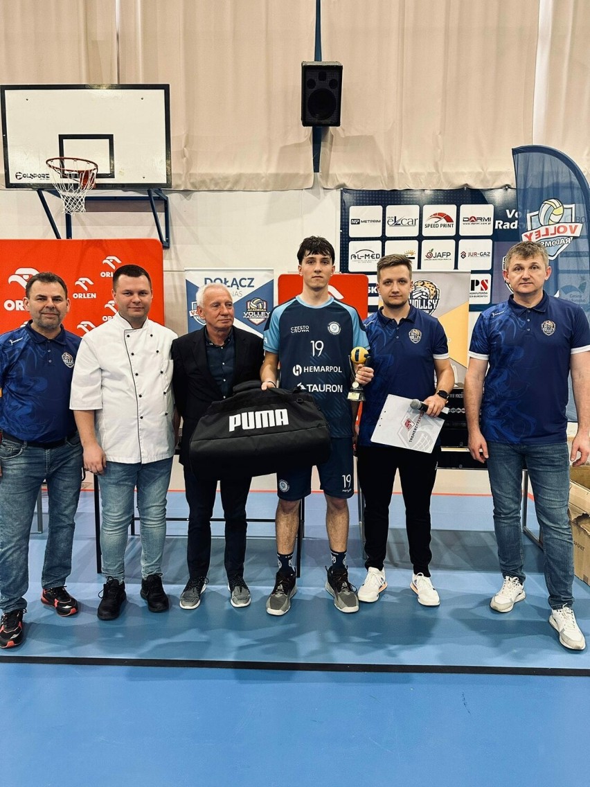 Ogólnopolski Turniej Piłki Siatkowej Juniorów o Puchar METPRIM Volley Radomsko. ZDJĘCIA
