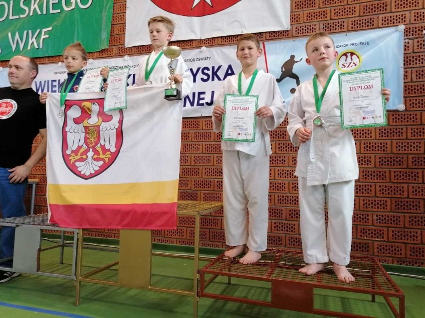 Sukces uczniów obornickich szkół w karate olimpijskim