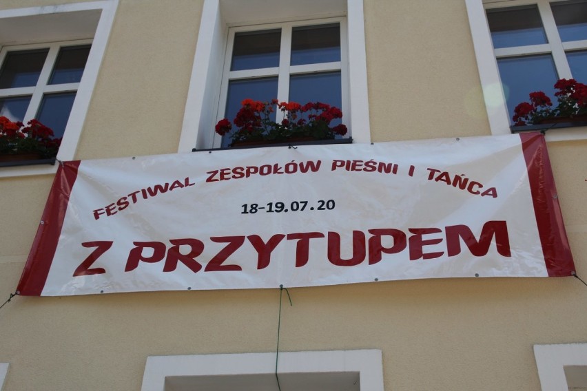 Zakrzewo. XIII Ogólnopolski Festiwal Folklorystyczny "Z Przytupem"