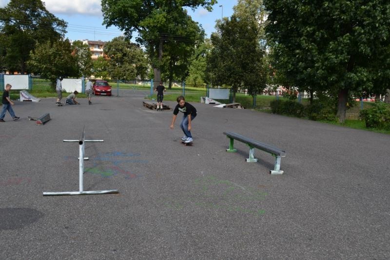 MŁODZIEŻ W KWIDZYNIE: Czekają na skatepark z prawdziwego zdarzenia [FOTO]