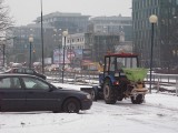 Zima w Warszawie. Dwie kolizje na ulicach stolicy