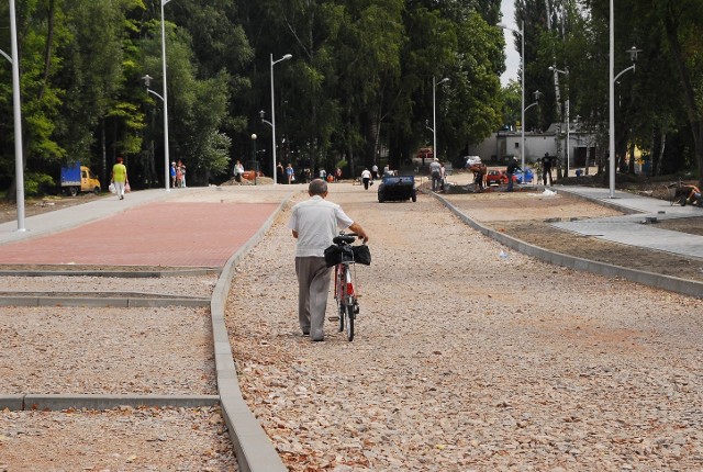 Nowa ulica będzie biegła przez Bulwary nad rzeką Wolbórką