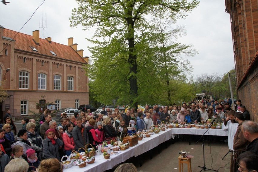 Święcenie pokarmów w Nowej Soli. Sprawdź, o której godzinie,...