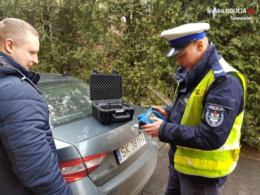 Kierowco, sosnowiecka policja w 8 minut wie, czy brałeś narkotyki. Nowy sprzęt drogówki