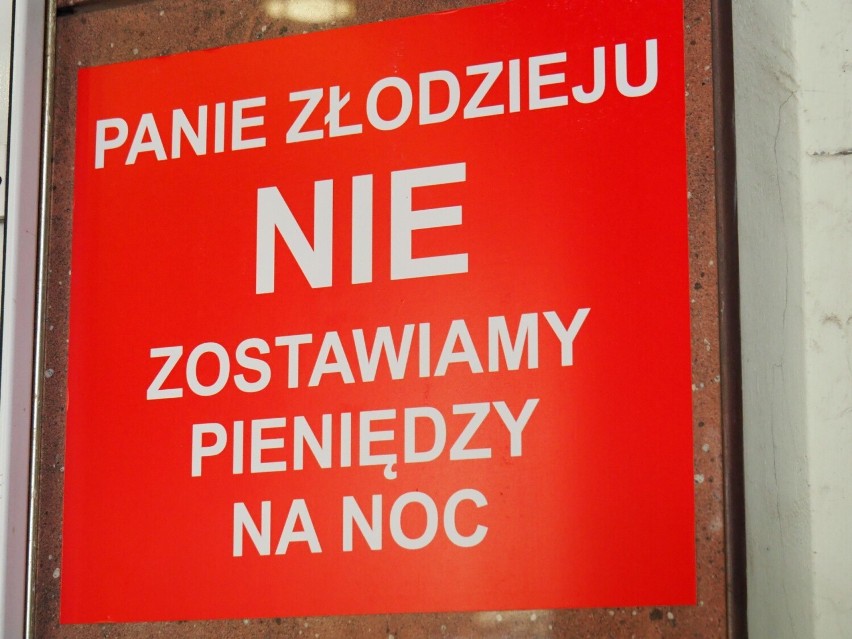 List do złodzieja na budynkach kwiaciarni H. Skrzydlewska