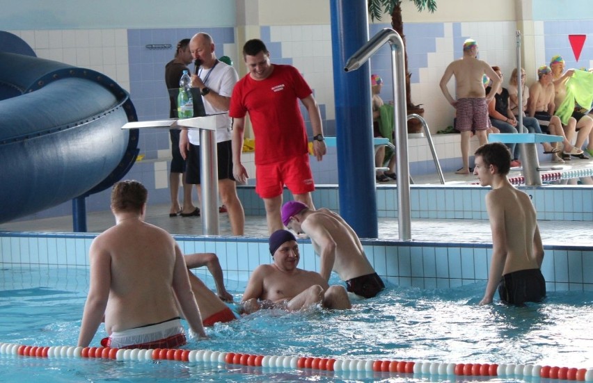 Niepełnoprawni z regionu wzięli udział w zawodach pływackich w Wąbrzeźnie [zdjęcia] 