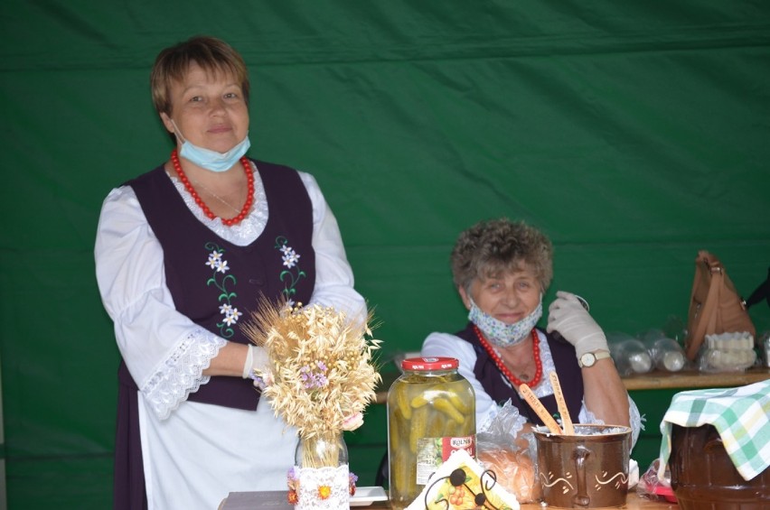 Dożynkowe uroczystości 2020 w gminie Grębocice. Było przekazanie chleba i część obrzędowa. Zobaczcie zdjęcia i filmy