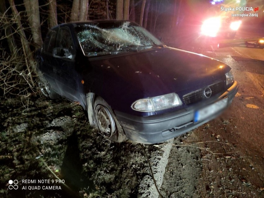 27-latek wsiadając za kierownicę opla i doprowadzając do...