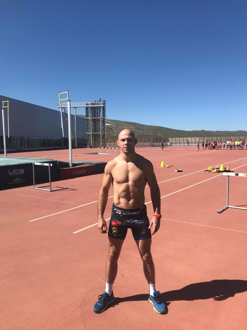 Mateusz Bernatek trenuje w Hiszpanii - w Sierra Nevada