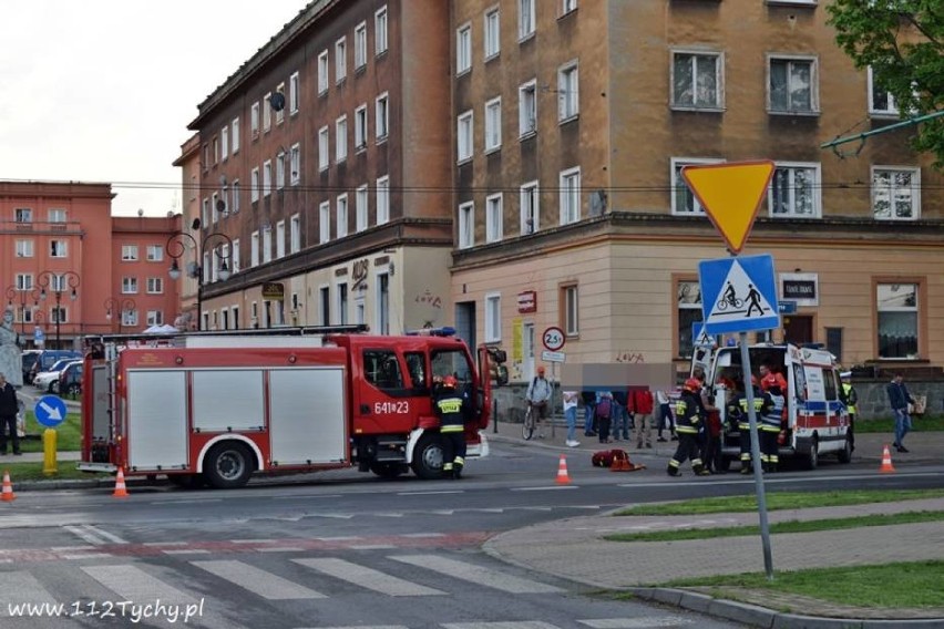 Wypadek w Tychach. Chcąc uniknąć zderzenia, zjechała na...