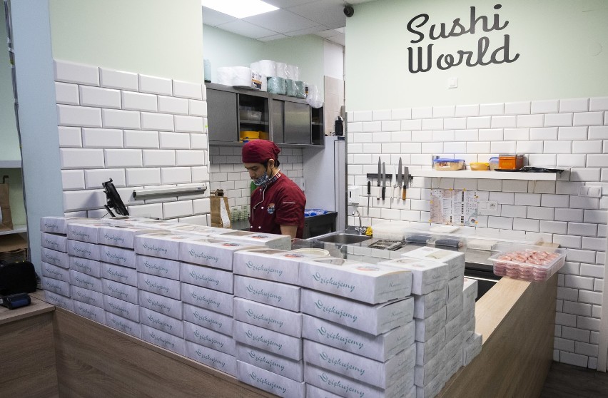 Warszawskie Sushi World najlepszą restauracją sushi w Polsce. Tam zjesz nietypowe rolki inspirowane kuchniami świata