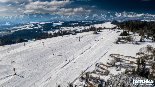 Ośrodek narciarski Kotelnica Białczańska w Białce Tatrzańskiej będzie działał do lanego poniedziałku 10 kwietnia