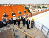 Legnica: Lodowisko powstaje na dachu galerii Gwarna