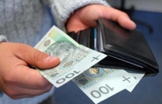 Śledczy z Gdańska oskarżają Magdalenę S., że z procederu wyłudzeń kredytów zrobiła stałe źródło dochodu.