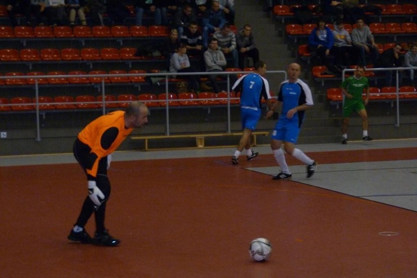 Złotowska Liga Futsalu: W hicie drugiej kolejki Konmet wygrał z ekipą Old Stars [GALERIA]