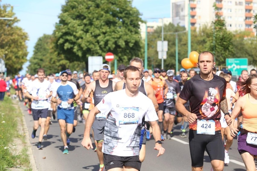 Na starcie IX Tyskiego Półmaratonu stanęło ponad tysiąc...