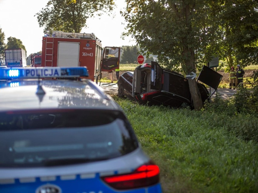 Wypadek na trasie Łomża - Wizna. Do szpitala trafił 15- letni pasażer