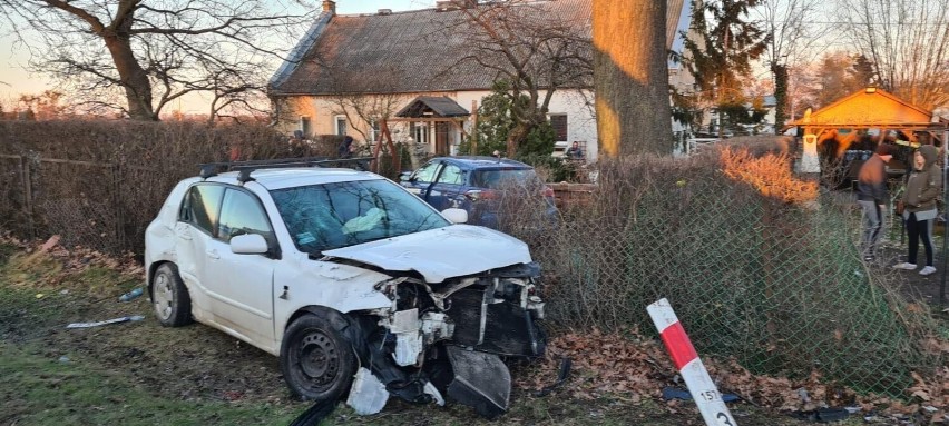 Trzy osoby zostały przetransportowane z Jeleńca do szpitali