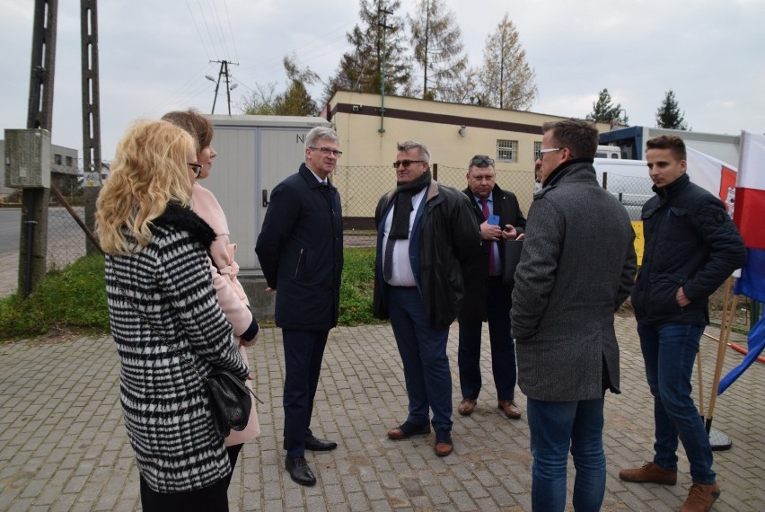 W Pawłowie zapłonął znicz - miejscowość znalazła się w sieci gazowej Polskiej Spółki Gazownictwa