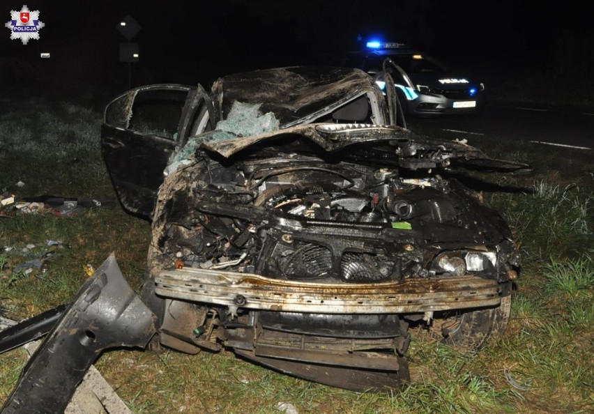 Wypadek w Ciechominie: Kierowca bmw uderzył w słup i...