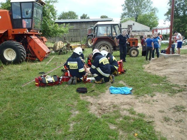Wypadek w gospodarstwie w Czernicach