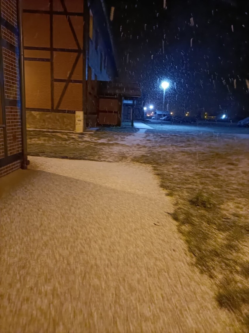 Pierwszy śnieg na Pomorzu w obiektywie naszych czytelników....