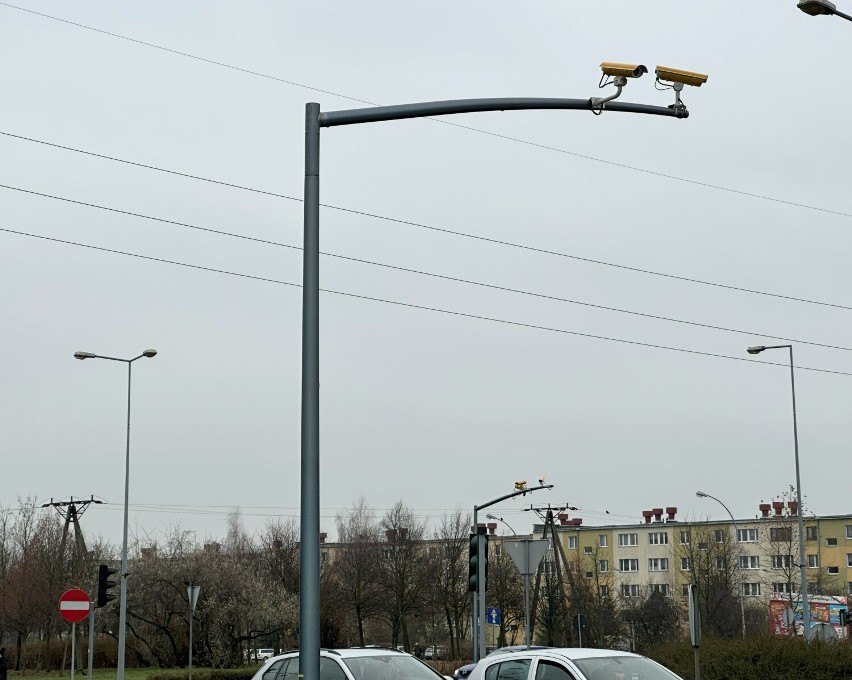 Nowe kamery ITD strzegą bezpieczeństwa na skrzyżowaniach w Piotrkowie VIDEO, ZDJĘCIA