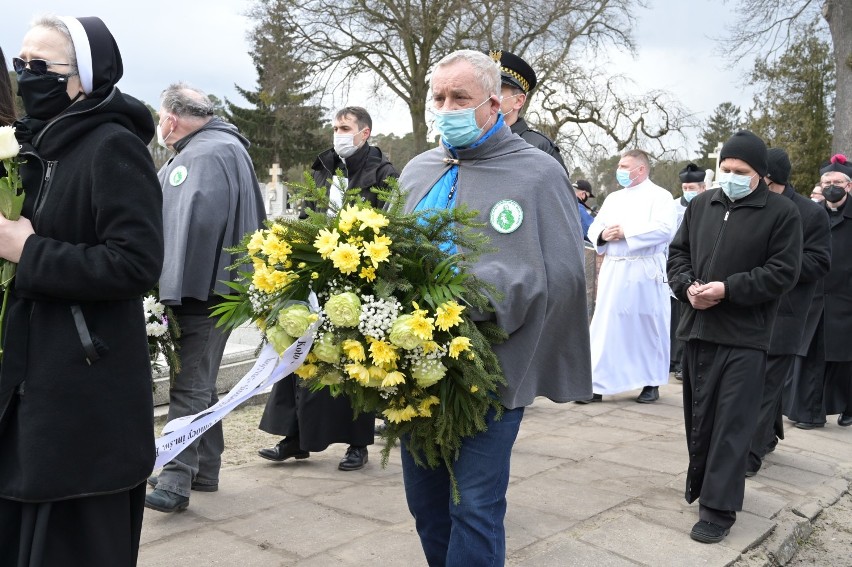 Grudziądz. Pogrzeb księdza infułata Tadeusza Nowickiego w Grudziądzu. Zobacz zdjęcia