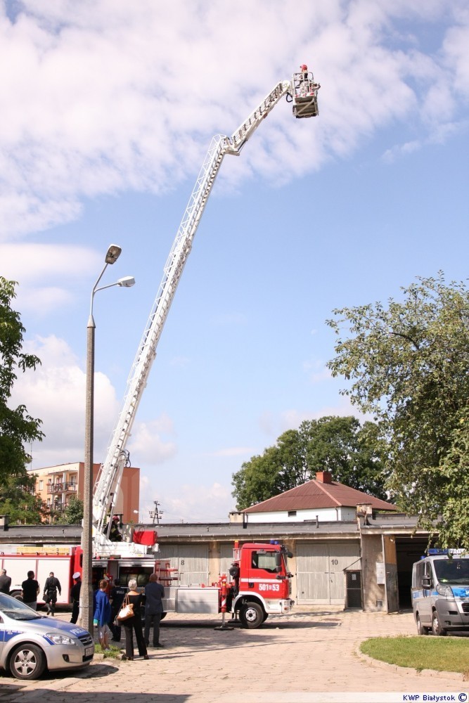 Ćwiczenia policjantów i strażaków z Zambrowa [zdjęcia]