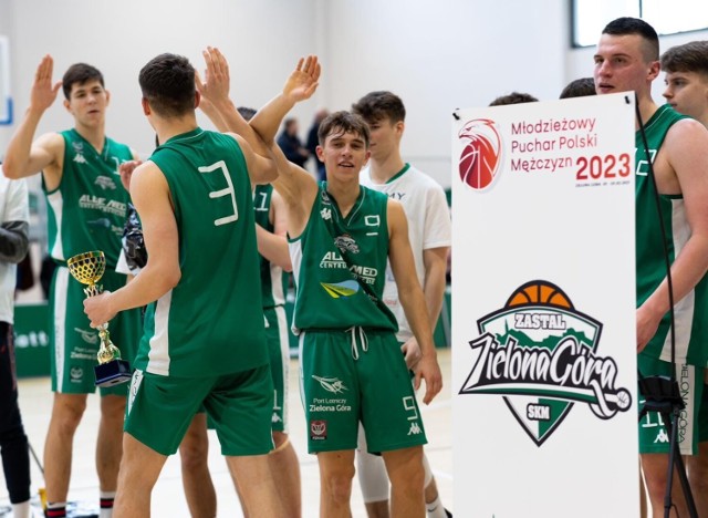 Koszykarze Aldemedu SKM Zastalu Zielona Góra zdobyli brązowy medal mistrzostw Polski juniorów U19.